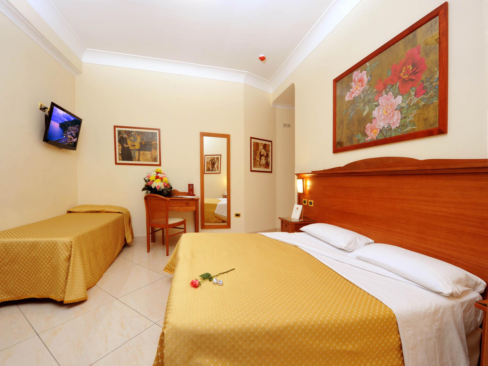 Buono Hotel Napoli Eksteriør bilde