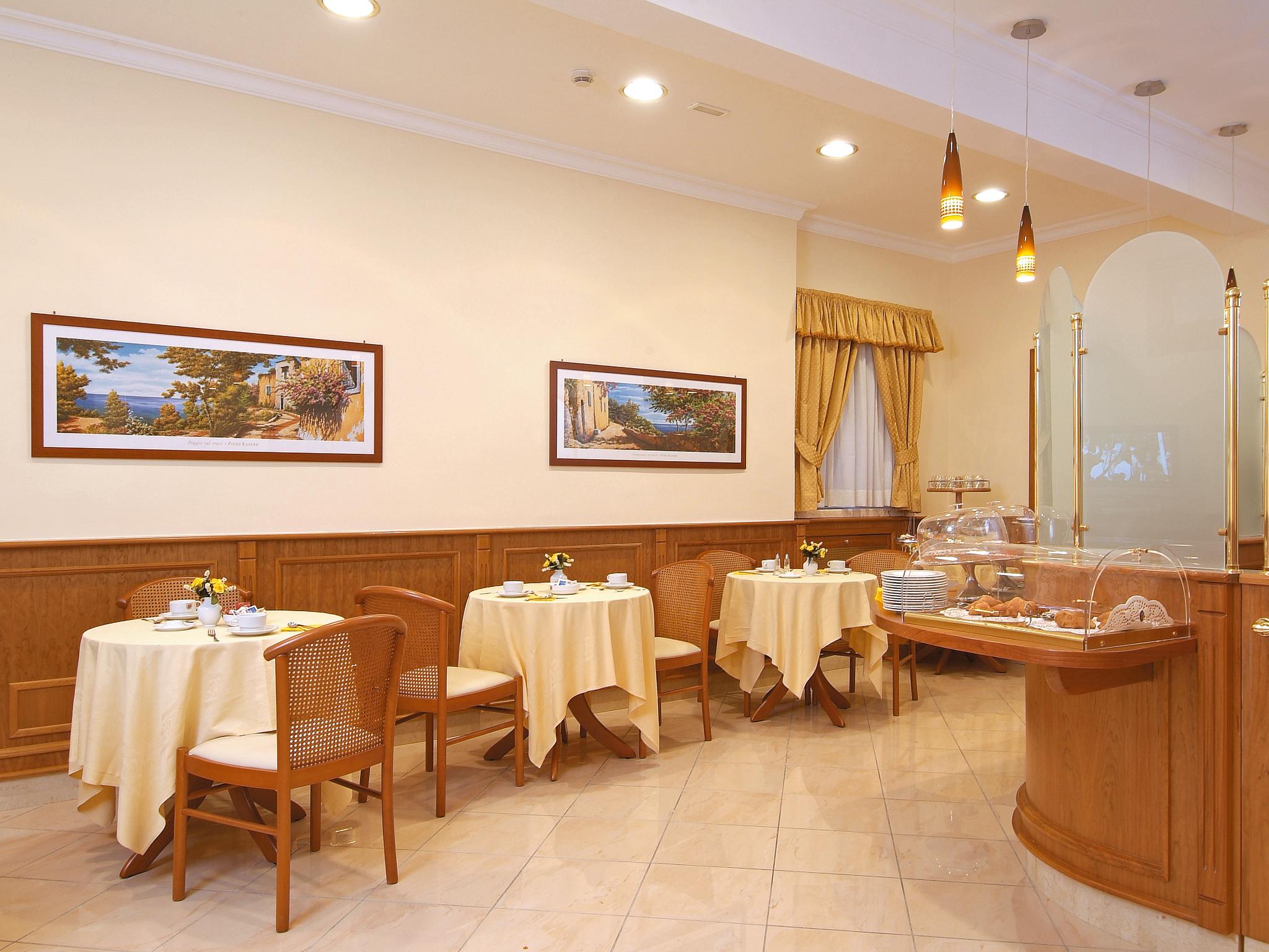Buono Hotel Napoli Eksteriør bilde