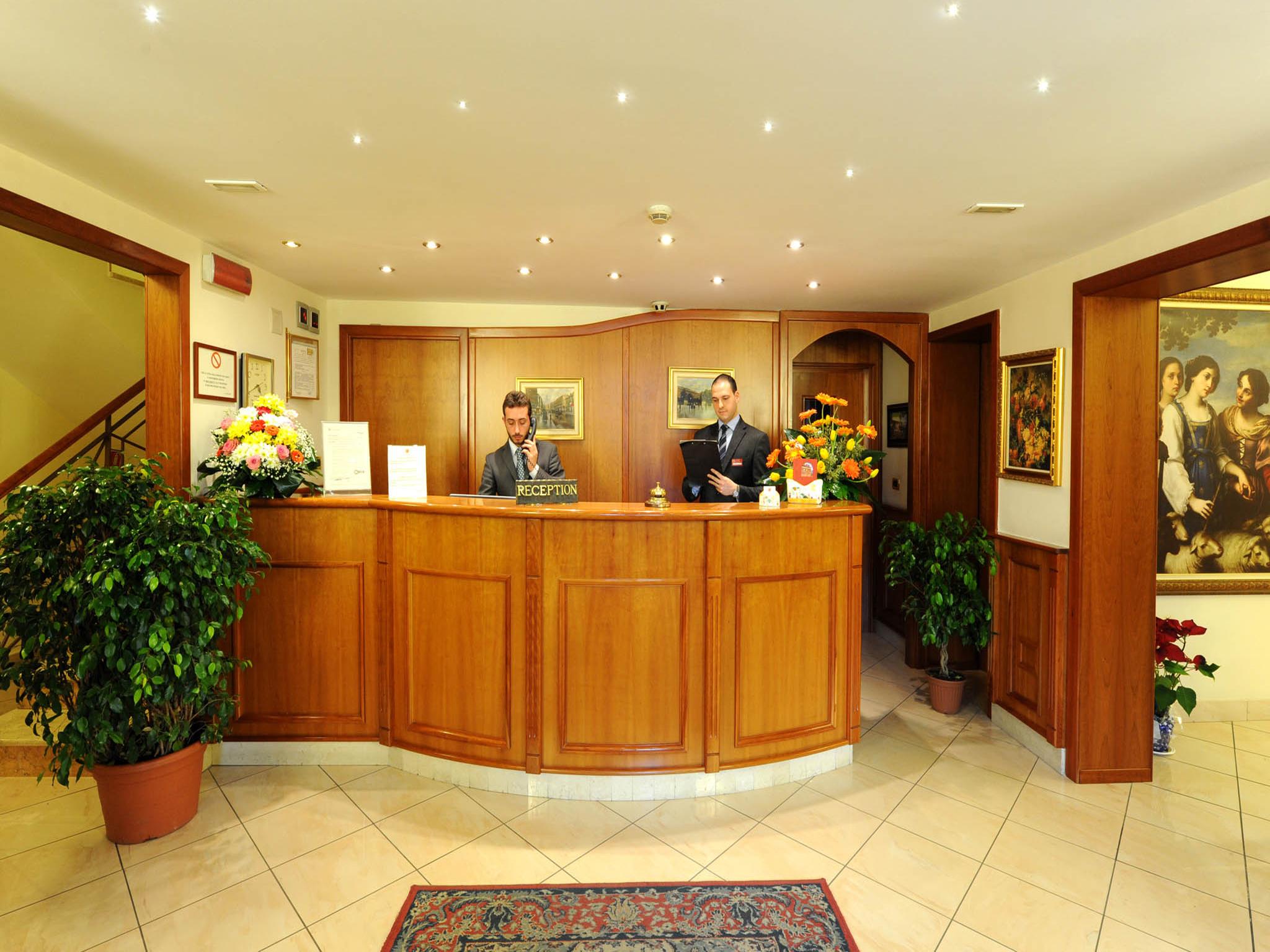 Buono Hotel Napoli Eksteriør bilde